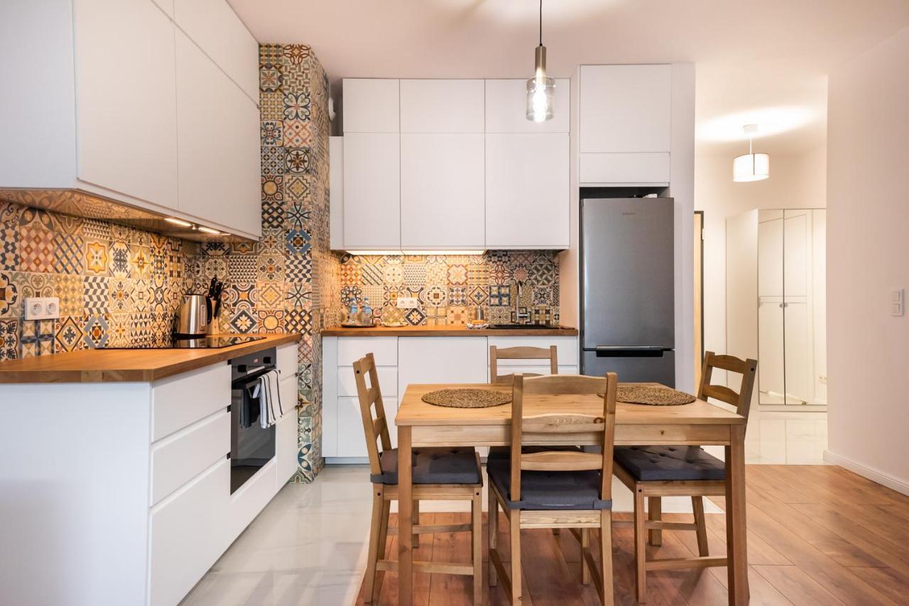 Saska Kepa Bright Apartament 바르샤바 외부 사진