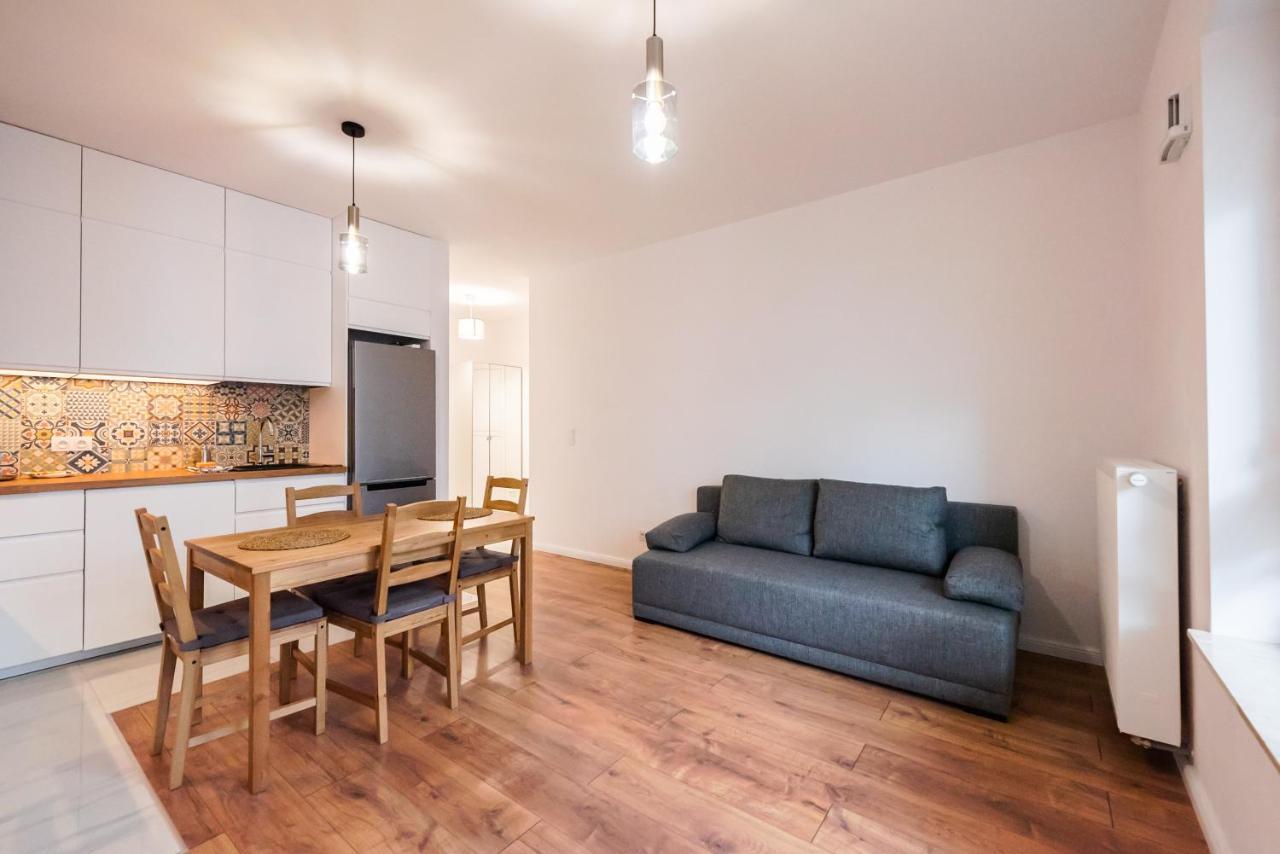 Saska Kepa Bright Apartament 바르샤바 외부 사진