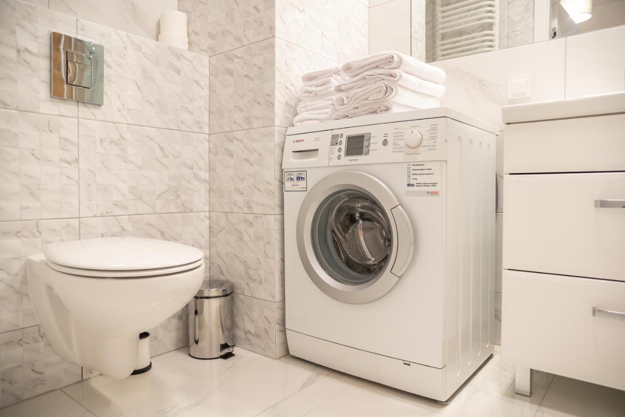 Saska Kepa Bright Apartament 바르샤바 외부 사진